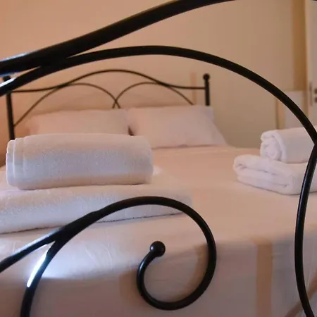 Dr Vasi Holidays House Apartment