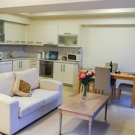 Dr Vasi Holidays House * Agios Nikolaos (Crete)